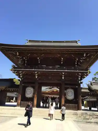 寒川神社の山門