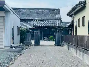 観音寺の{uncategorized: "未分類", other: "その他", undefined: "問題あり", building: "その他建物", grave: "お墓", sacred_gate: "鳥居", guardian: "狛犬", statue: "像", buddha: "仏像", history: "歴史", nature: "自然", garden: "庭園", animal: "動物", pagoda: "塔", temizu: "手水舎", mountain_gate: "山門・神門", sanctuary: "本殿・本堂", subordinate: "末社・摂社", art: "芸術", scenery: "景色", jizo: "地蔵", ema: "絵馬", goshuin: "御朱印", omikuji: "おみくじ", items: "授与品その他", amulet: "お守り", goshuincho: "御朱印帳", eats: "食事", festival: "お祭り", votive_dance: "神楽", shichigosan: "七五三参", wedding: "結婚式", experience: "体験その他", initially: "初詣", around: "周辺", anti_infection: "感染症対策"}