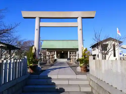 南陽神社の鳥居