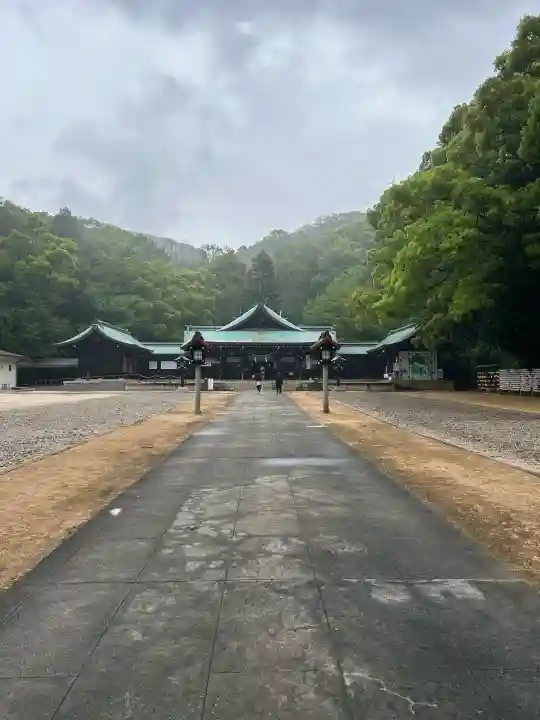 岡山縣護國神社の{uncategorized: "未分類", other: "その他", undefined: "問題あり", building: "その他建物", grave: "お墓", sacred_gate: "鳥居", guardian: "狛犬", statue: "像", buddha: "仏像", history: "歴史", nature: "自然", garden: "庭園", animal: "動物", pagoda: "塔", temizu: "手水舎", mountain_gate: "山門・神門", sanctuary: "本殿・本堂", subordinate: "末社・摂社", art: "芸術", scenery: "景色", jizo: "地蔵", ema: "絵馬", goshuin: "御朱印", omikuji: "おみくじ", items: "授与品その他", amulet: "お守り", goshuincho: "御朱印帳", eats: "食事", festival: "お祭り", votive_dance: "神楽", shichigosan: "七五三参", wedding: "結婚式", experience: "体験その他", initially: "初詣", around: "周辺", anti_infection: "感染症対策"}