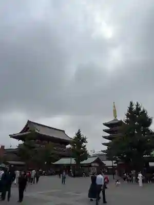 浅草神社の周辺