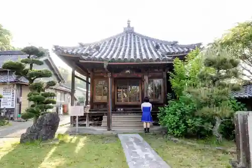 金蓮寺の本殿・本堂