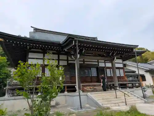 法蓮寺の{uncategorized: "未分類", other: "その他", undefined: "問題あり", building: "その他建物", grave: "お墓", sacred_gate: "鳥居", guardian: "狛犬", statue: "像", buddha: "仏像", history: "歴史", nature: "自然", garden: "庭園", animal: "動物", pagoda: "塔", temizu: "手水舎", mountain_gate: "山門・神門", sanctuary: "本殿・本堂", subordinate: "末社・摂社", art: "芸術", scenery: "景色", jizo: "地蔵", ema: "絵馬", goshuin: "御朱印", omikuji: "おみくじ", items: "授与品その他", amulet: "お守り", goshuincho: "御朱印帳", eats: "食事", festival: "お祭り", votive_dance: "神楽", shichigosan: "七五三参", wedding: "結婚式", experience: "体験その他", initially: "初詣", around: "周辺", anti_infection: "感染症対策"}