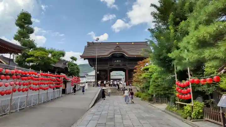 善光寺の山門・神門