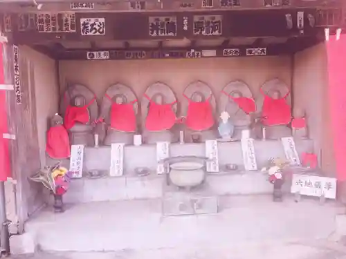 成田山横浜別院延命院の地蔵