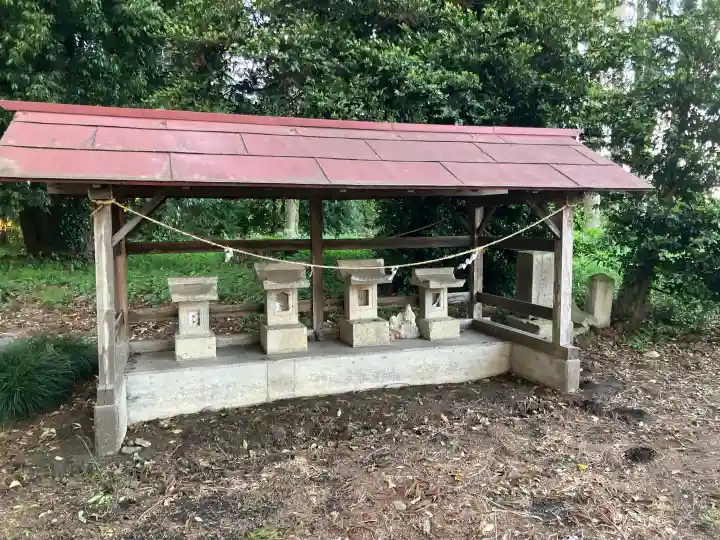 柿木沢星宮神社の{uncategorized: "未分類", other: "その他", undefined: "問題あり", building: "その他建物", grave: "お墓", sacred_gate: "鳥居", guardian: "狛犬", statue: "像", buddha: "仏像", history: "歴史", nature: "自然", garden: "庭園", animal: "動物", pagoda: "塔", temizu: "手水舎", mountain_gate: "山門・神門", sanctuary: "本殿・本堂", subordinate: "末社・摂社", art: "芸術", scenery: "景色", jizo: "地蔵", ema: "絵馬", goshuin: "御朱印", omikuji: "おみくじ", items: "授与品その他", amulet: "お守り", goshuincho: "御朱印帳", eats: "食事", festival: "お祭り", votive_dance: "神楽", shichigosan: "七五三参", wedding: "結婚式", experience: "体験その他", initially: "初詣", around: "周辺", anti_infection: "感染症対策"}