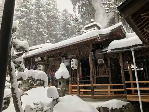 華厳寺の本殿・本堂