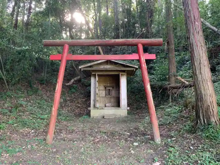 神社(名称不明)の鳥居