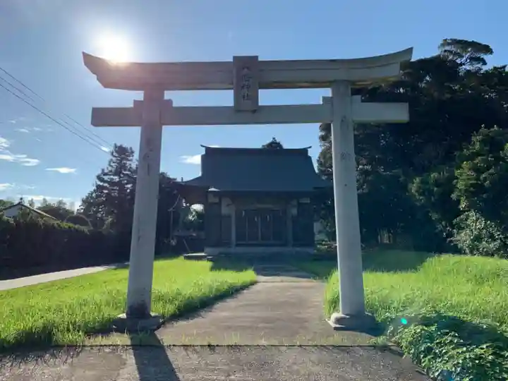 八幡神社の鳥居