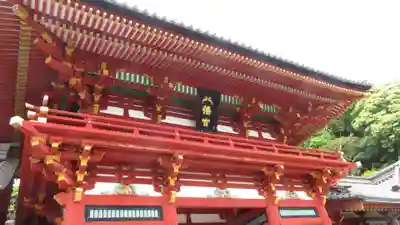 鶴岡八幡宮の山門・神門