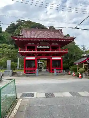 浪切不動院の{uncategorized: "未分類", other: "その他", undefined: "問題あり", building: "その他建物", grave: "お墓", sacred_gate: "鳥居", guardian: "狛犬", statue: "像", buddha: "仏像", history: "歴史", nature: "自然", garden: "庭園", animal: "動物", pagoda: "塔", temizu: "手水舎", mountain_gate: "山門・神門", sanctuary: "本殿・本堂", subordinate: "末社・摂社", art: "芸術", scenery: "景色", jizo: "地蔵", ema: "絵馬", goshuin: "御朱印", omikuji: "おみくじ", items: "授与品その他", amulet: "お守り", goshuincho: "御朱印帳", eats: "食事", festival: "お祭り", votive_dance: "神楽", shichigosan: "七五三参", wedding: "結婚式", experience: "体験その他", initially: "初詣", around: "周辺", anti_infection: "感染症対策"}