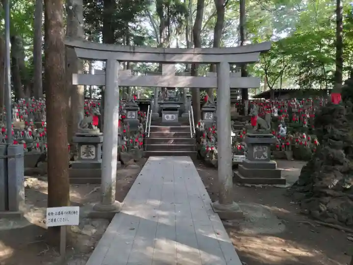 豊川閣 妙厳寺の鳥居