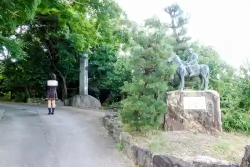 花岳寺の像