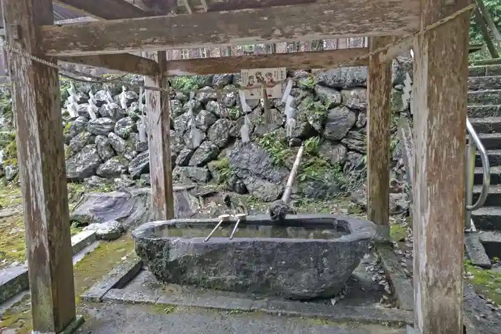 十五社神社の手水舎