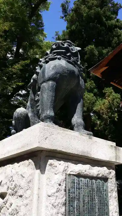 諏訪大社下社秋宮の狛犬