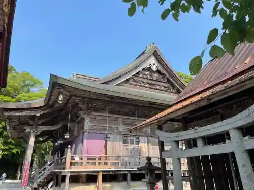 成相寺の本殿・本堂