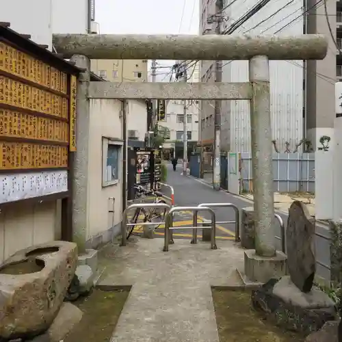 稲荷神社の鳥居