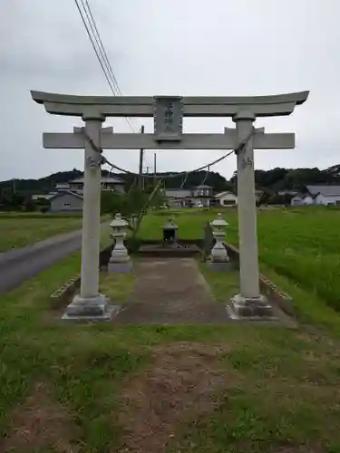 水神社の鳥居