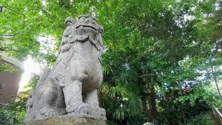 子ノ神社の狛犬