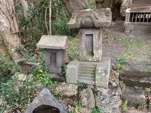 八雲神社の末社