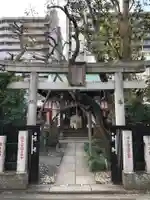 四谷於岩稲荷田宮神社の鳥居