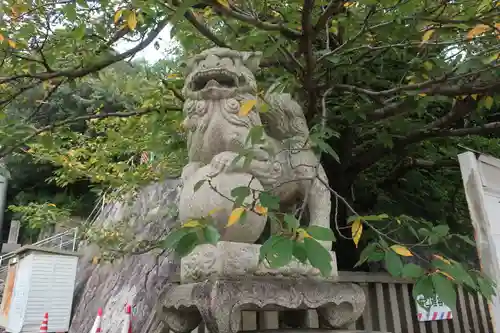 三原八幡宮の狛犬