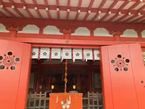 荏柄天神社の{uncategorized: "未分類", other: "その他", undefined: "問題あり", building: "その他建物", grave: "お墓", sacred_gate: "鳥居", guardian: "狛犬", statue: "像", buddha: "仏像", history: "歴史", nature: "自然", garden: "庭園", animal: "動物", pagoda: "塔", temizu: "手水舎", mountain_gate: "山門・神門", sanctuary: "本殿・本堂", subordinate: "末社・摂社", art: "芸術", scenery: "景色", jizo: "地蔵", ema: "絵馬", goshuin: "御朱印", omikuji: "おみくじ", items: "授与品その他", amulet: "お守り", goshuincho: "御朱印帳", eats: "食事", festival: "お祭り", votive_dance: "神楽", shichigosan: "七五三参", wedding: "結婚式", experience: "体験その他", initially: "初詣", around: "周辺", anti_infection: "感染症対策"}