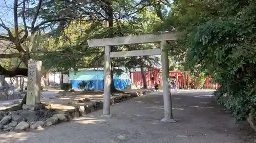 諏訪神社の鳥居