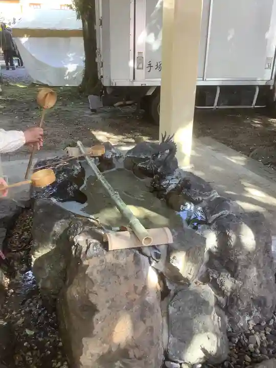 六所神社の手水舎