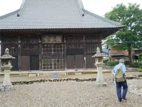 国分寺の本殿・本堂
