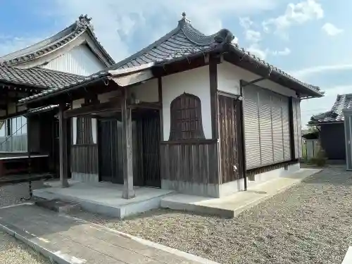 宗福寺の{uncategorized: "未分類", other: "その他", undefined: "問題あり", building: "その他建物", grave: "お墓", sacred_gate: "鳥居", guardian: "狛犬", statue: "像", buddha: "仏像", history: "歴史", nature: "自然", garden: "庭園", animal: "動物", pagoda: "塔", temizu: "手水舎", mountain_gate: "山門・神門", sanctuary: "本殿・本堂", subordinate: "末社・摂社", art: "芸術", scenery: "景色", jizo: "地蔵", ema: "絵馬", goshuin: "御朱印", omikuji: "おみくじ", items: "授与品その他", amulet: "お守り", goshuincho: "御朱印帳", eats: "食事", festival: "お祭り", votive_dance: "神楽", shichigosan: "七五三参", wedding: "結婚式", experience: "体験その他", initially: "初詣", around: "周辺", anti_infection: "感染症対策"}