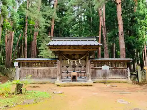 土津神社｜こどもと出世の神さまの山門・神門