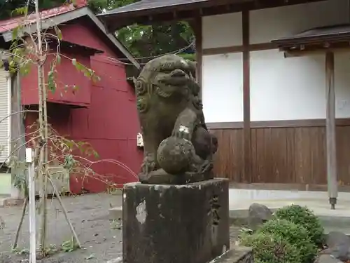 宇都母知神社の狛犬