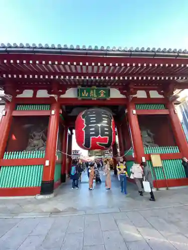 浅草寺の山門