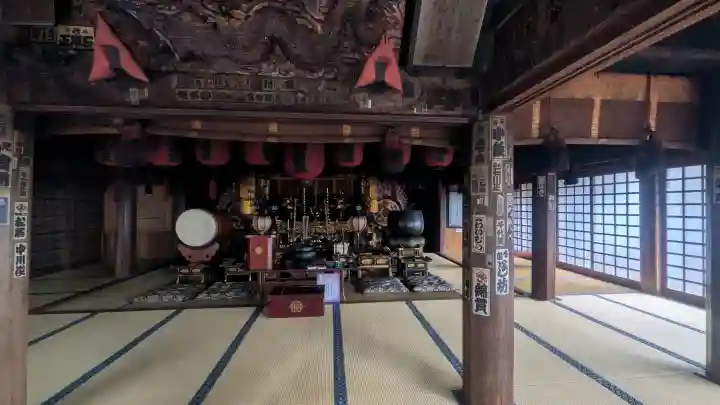 持寳院(多氣山不動尊)の{uncategorized: "未分類", other: "その他", undefined: "問題あり", building: "その他建物", grave: "お墓", sacred_gate: "鳥居", guardian: "狛犬", statue: "像", buddha: "仏像", history: "歴史", nature: "自然", garden: "庭園", animal: "動物", pagoda: "塔", temizu: "手水舎", mountain_gate: "山門・神門", sanctuary: "本殿・本堂", subordinate: "末社・摂社", art: "芸術", scenery: "景色", jizo: "地蔵", ema: "絵馬", goshuin: "御朱印", omikuji: "おみくじ", items: "授与品その他", amulet: "お守り", goshuincho: "御朱印帳", eats: "食事", festival: "お祭り", votive_dance: "神楽", shichigosan: "七五三参", wedding: "結婚式", experience: "体験その他", initially: "初詣", around: "周辺", anti_infection: "感染症対策"}