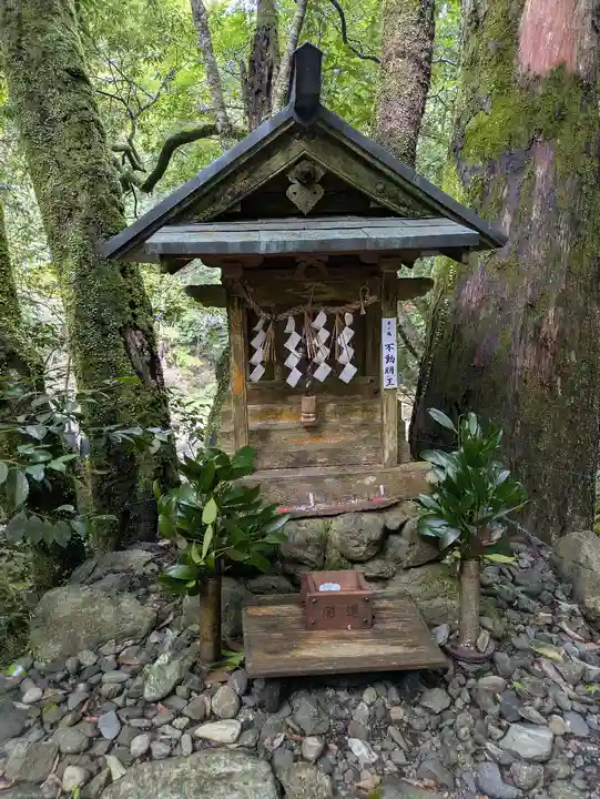 丹生神社(丹生川上神社中社摂社)(奈良県)