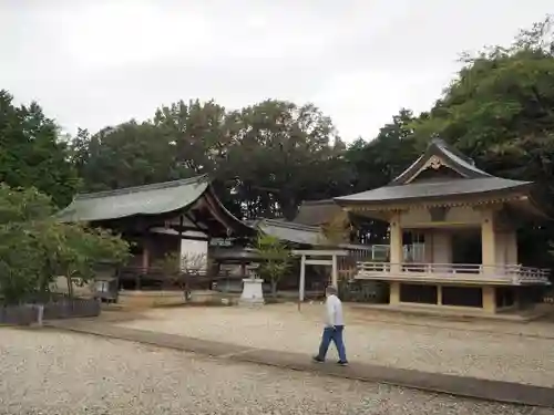 上地八幡宮の建物その他