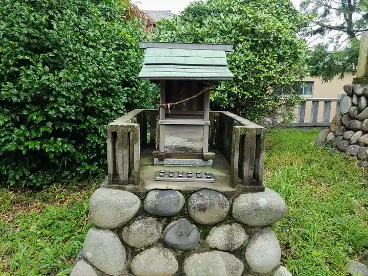 神明社(小路神明社)の末社・摂社