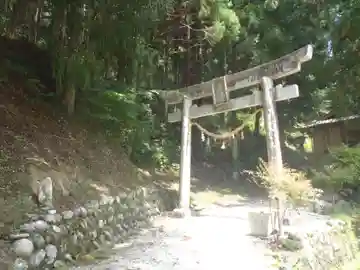 漆原神社(岐阜県)