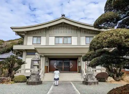 安楽寺の本殿・本堂