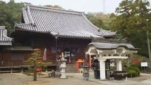 金泉寺の本殿・本堂