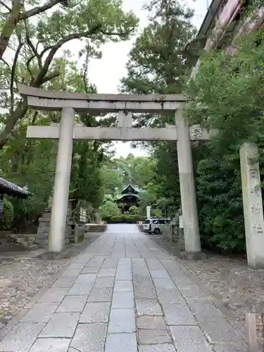 岡崎神社の鳥居