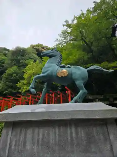 伊奈波神社の{uncategorized: "未分類", other: "その他", undefined: "問題あり", building: "その他建物", grave: "お墓", sacred_gate: "鳥居", guardian: "狛犬", statue: "像", buddha: "仏像", history: "歴史", nature: "自然", garden: "庭園", animal: "動物", pagoda: "塔", temizu: "手水舎", mountain_gate: "山門・神門", sanctuary: "本殿・本堂", subordinate: "末社・摂社", art: "芸術", scenery: "景色", jizo: "地蔵", ema: "絵馬", goshuin: "御朱印", omikuji: "おみくじ", items: "授与品その他", amulet: "お守り", goshuincho: "御朱印帳", eats: "食事", festival: "お祭り", votive_dance: "神楽", shichigosan: "七五三参", wedding: "結婚式", experience: "体験その他", initially: "初詣", around: "周辺", anti_infection: "感染症対策"}