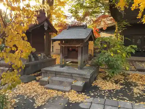 若宮八幡宮 の末社・摂社