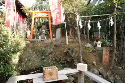 横浜御嶽神社の末社・摂社