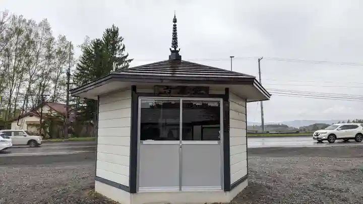 六角堂(深山峠新四国八十八ヶ所霊場)の本殿・本堂