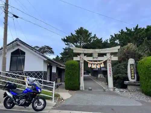 小茂田浜神社の鳥居