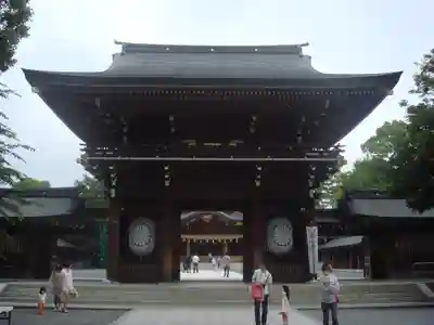寒川神社の山門・神門
