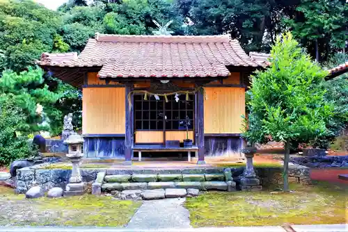 熊野神社の本殿