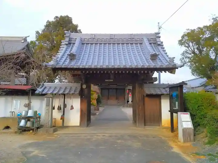 長善寺の山門・神門